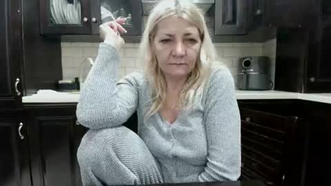 Snapshot of heyheygrey chatting on 02-05-26, 06:12 Heyheygrey online show from 02-05-26, 06:12