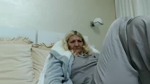 Snapshot of heyheygrey chatting on 02-08-26, 02:53 Heyheygrey online show from 02-08-26, 02:53