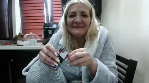 Snapshot of heyheygrey chatting on 02-20-26, 01:00 Heyheygrey online show from 02-20-26, 01:00