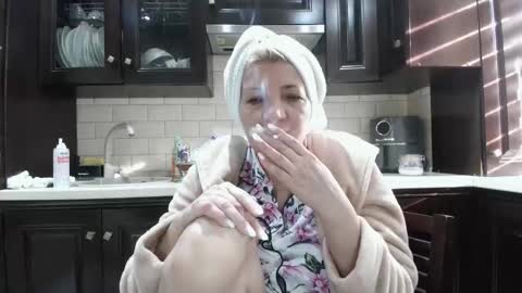 Snapshot of heyheygrey chatting on 03-21-26, 06:18 Heyheygrey online show from 03-21-26, 06:18