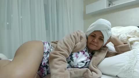 Snapshot of heyheygrey chatting on 03-21-26, 08:19 Heyheygrey online show from 03-21-26, 08:19