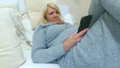 Snapshot of heyheygrey chatting on 04-09-26, 02:55 Heyheygrey online show from 04-09-26, 02:55