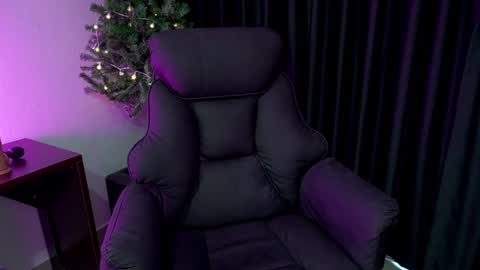 Hi guys You can call me Kitty online show from 12-11-24, 04:18