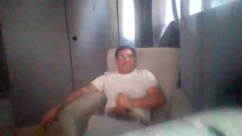 heythere925678 online show from 04-19-26, 08:22