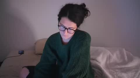 Snapshot of heythereada chatting on 01-05-25, 09:15 Ada Sophie online show from 01-05-25, 09:15