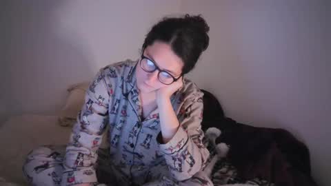 Snapshot of heythereada chatting on 01-06-25, 09:19 Ada Sophie online show from 01-06-25, 09:19