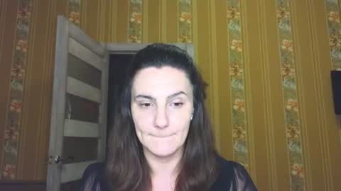 Snapshot of heyy_baddie chatting on 06-19-26, 05:50 Heyy baddie online show from 06-19-26, 05:50
