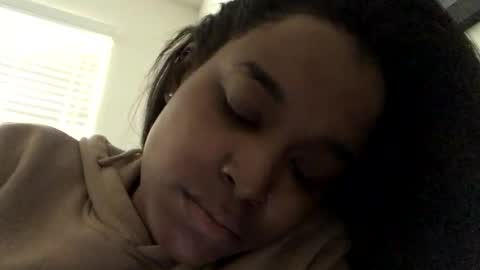 Snapshot of heyyou301990 chatting on 10-31-25, 06:20 heyyou301990 online show from 10-31-25, 06:20