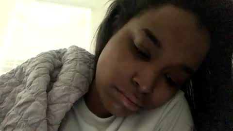 Snapshot of heyyou301990 chatting on 11-08-25, 02:17 heyyou301990 online show from 11-08-25, 02:17