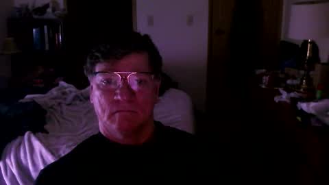 Snapshot of hg99too chatting on 03-20-26, 02:11 hg99too online show from 03-20-26, 02:11