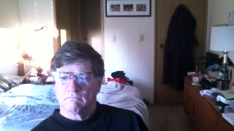 Snapshot of hg99too chatting on 04-04-26, 02:03 hg99too online show from 04-04-26, 02:03