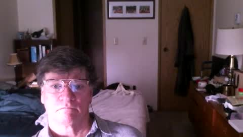 Snapshot of hg99too chatting on 04-07-26, 03:01 hg99too online show from 04-07-26, 03:01