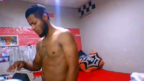 Snapshot of hhhjnf1 chatting on 10-29-25, 04:37 hhhjnf1 online show from 10-29-25, 04:37