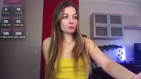 Lina online show from 03-10-25, 11:32