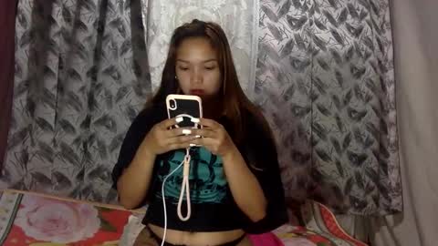 Snapshot of hi_there99 chatting on 01-15-26, 11:30 hi_there99 online show from 01-15-26, 11:30