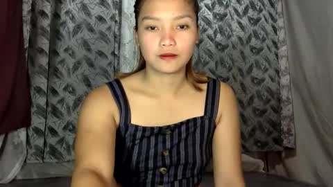 Snapshot of hi_there99 chatting on 02-09-26, 02:37 hi_there99 online show from 02-09-26, 02:37