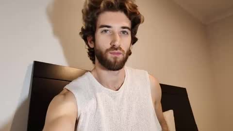 HiddenGaze online show from 03-06-26, 01:18