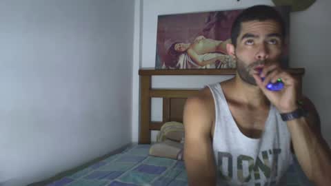 hideonbush online show from 10-10-25, 02:54