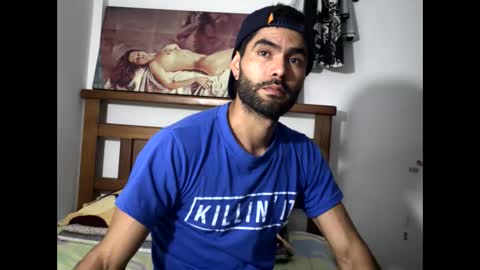 hideonbush online show from 12-17-25, 11:49