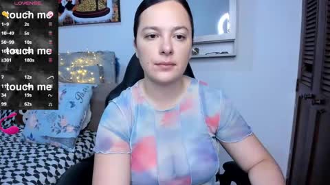 Snapshot of hidianapaola chatting on 05-07-26, 05:18 Diana online show from 05-07-26, 05:18