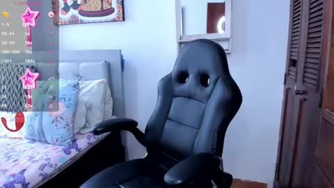 Snapshot of hidianapaola chatting on 05-28-26, 06:05 Diana online show from 05-28-26, 06:05