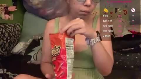 Snapshot of highnesscanna chatting on 06-24-26, 06:45 HiGHNESS CANNA online show from 06-24-26, 06:45