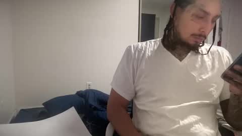 hihello400 online show from 10-20-25, 04:24