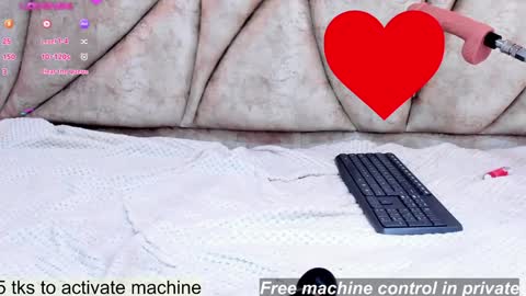 Snapshot of hikiko_doll_ chatting on 02-08-25, 10:51 Call me hikiko or kiko online show from 02-08-25, 10:51