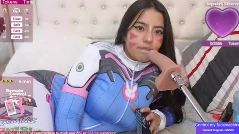 Snapshot of hikiko_doll_ chatting on 12-16-25, 09:20 Call me hikiko or kiko online show from 12-16-25, 09:20