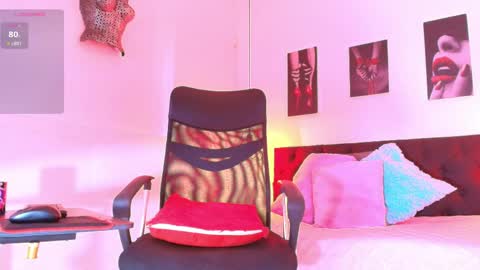 Snapshot of hilary_banks1 chatting on 04-25-26, 05:54 hilary banks online show from 04-25-26, 05:54