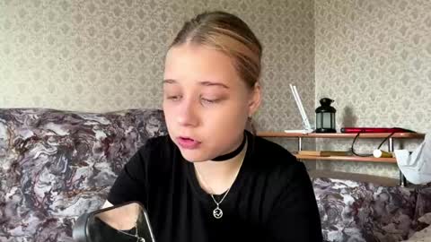 Snapshot of hildeconery chatting on 06-02-26, 07:21 Julia online show from 06-02-26, 07:21