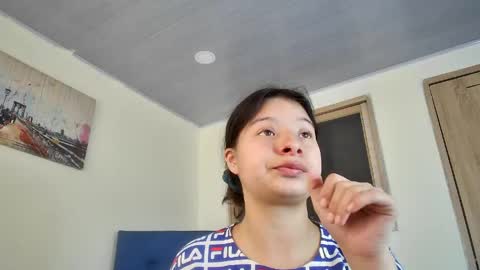 Snapshot of himawary_soin5 chatting on 05-11-26, 04:04 himawary_soin5 online show from 05-11-26, 04:04