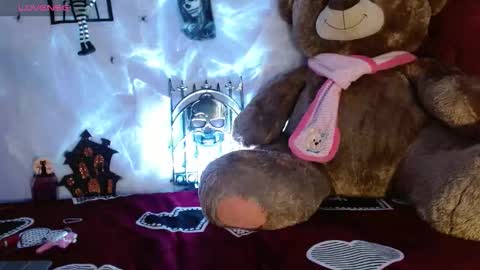 Himiiko online show from 10-21-25, 09:48