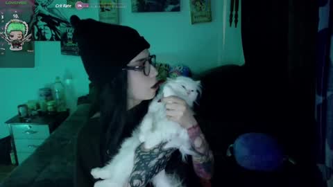 Snapshot of himiko_08 chatting on 02-15-25, 09:05 Inori Independent model online show from 02-15-25, 09:05