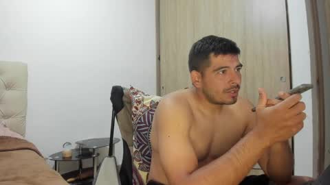 Snapshot of himoreno97 chatting on 05-10-26, 01:33 Hi moreno online show from 05-10-26, 01:33