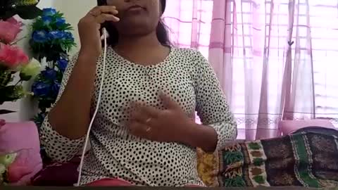 himuhimu22 online show from 02-02-25, 05:42