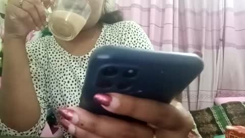 himuhimu22 online show from 02-02-25, 03:49