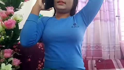 himuhimu22 online show from 02-06-25, 09:00