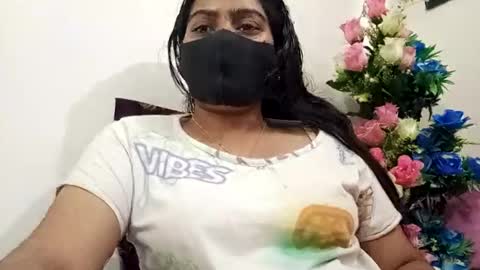 himuhimu22 online show from 02-26-25, 01:30