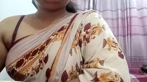 himuhimu22 online show from 10-16-25, 07:48