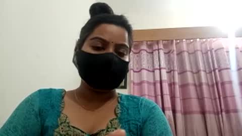 himuhimu22 online show from 10-23-25, 03:44