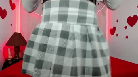 Snapshot of hinasha chatting on 02-18-25, 10:47 Angel online show from 02-18-25, 10:47