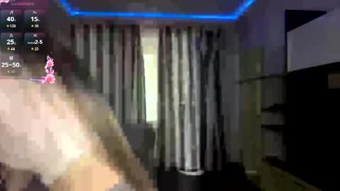 Snapshot of hip_hop_baby chatting on 06-13-26, 02:04 Leya Day Mary Night PvT Open online show from 06-13-26, 02:04