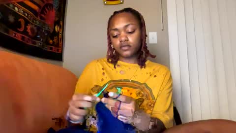 Snapshot of hippieangelbabi chatting on 01-13-25, 11:49 angelbabi online show from 01-13-25, 11:49