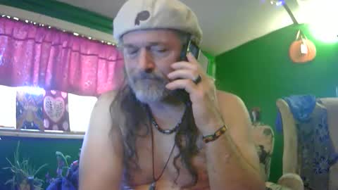 hippiedad333 online show from 06-01-26, 10:00