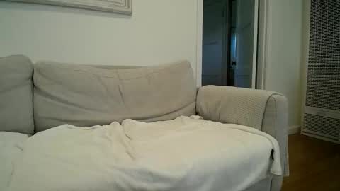 Hippie Jijm online show from 03-27-26, 06:18