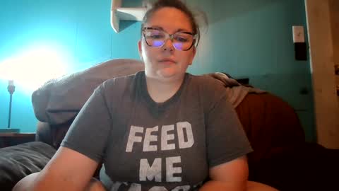 Bella online show from 09-11-25, 03:17