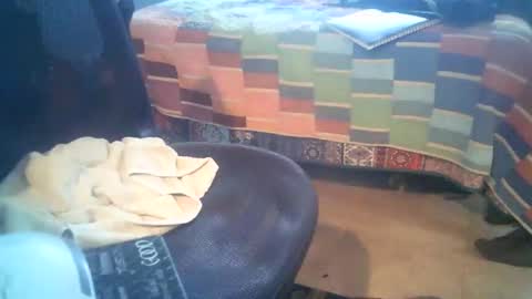 Snapshot of hippypunkx chatting on 10-25-25, 03:40 hippypunkx online show from 10-25-25, 03:40