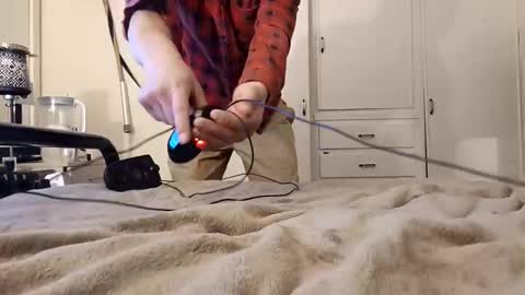 Hipulse online show from 10-19-25, 01:01