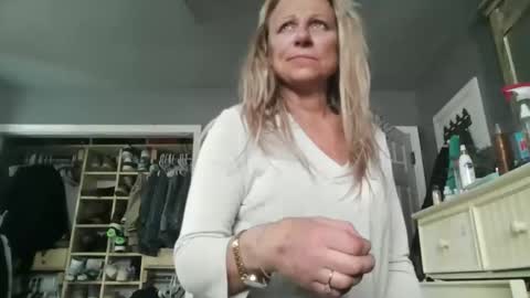 hisbadhabit40 online show from 02-10-26, 05:39